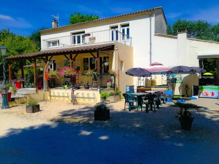 Camping für 5 Personen, mit Garten und Pool sowie Kinderpool und Ausblick - 1