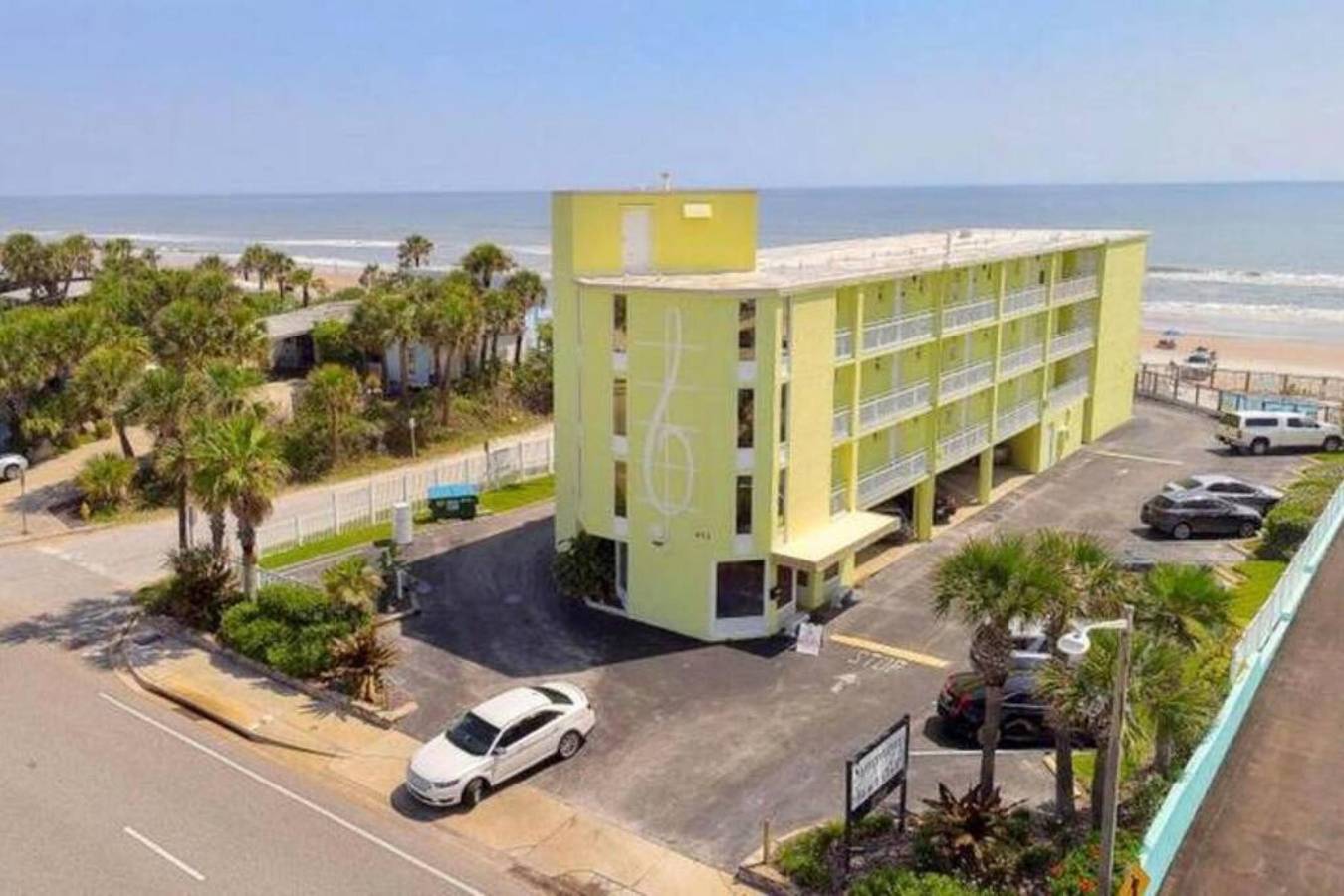 Ganze Wohnung, Sea Glass - Ocean View at Symphony Beach Club in Ormond Beach, Florida
