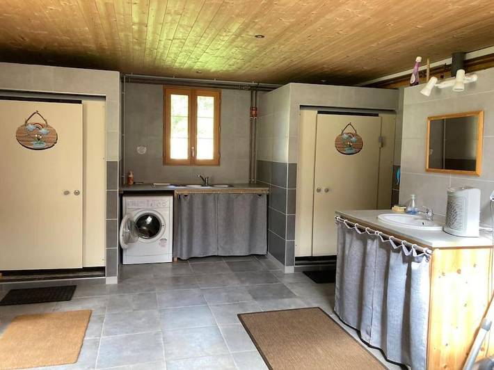 Gîte pour 3 personnes, avec vue ainsi que terrasse et jardin à Chazelles - 4
