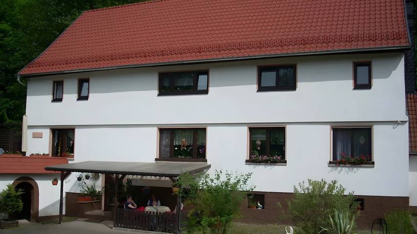 Ferienwohnung für 4 Personen, mit Garten in Waltershausen - 2