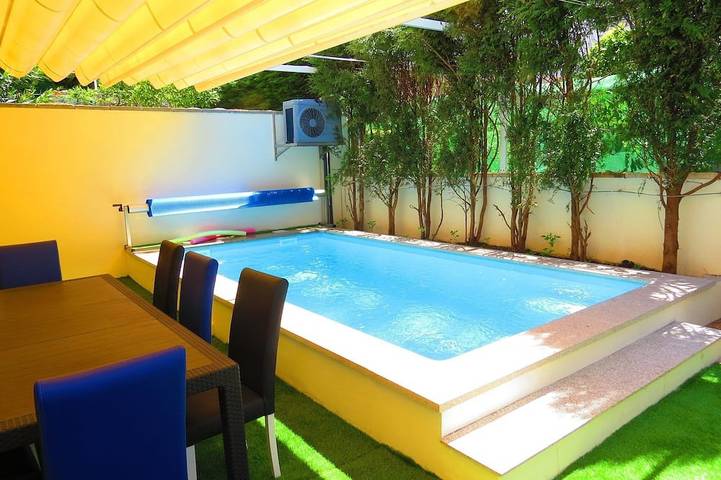 Ferienhaus für 12 Personen, mit Garten und Whirlpool in Porto