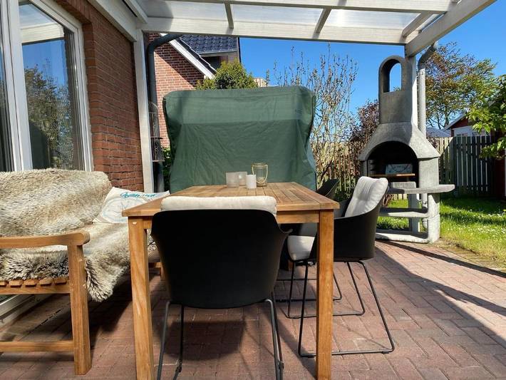 Ferienhaus für 7 Personen, mit Balkon und Terrasse sowie Garten in Burgstaaken