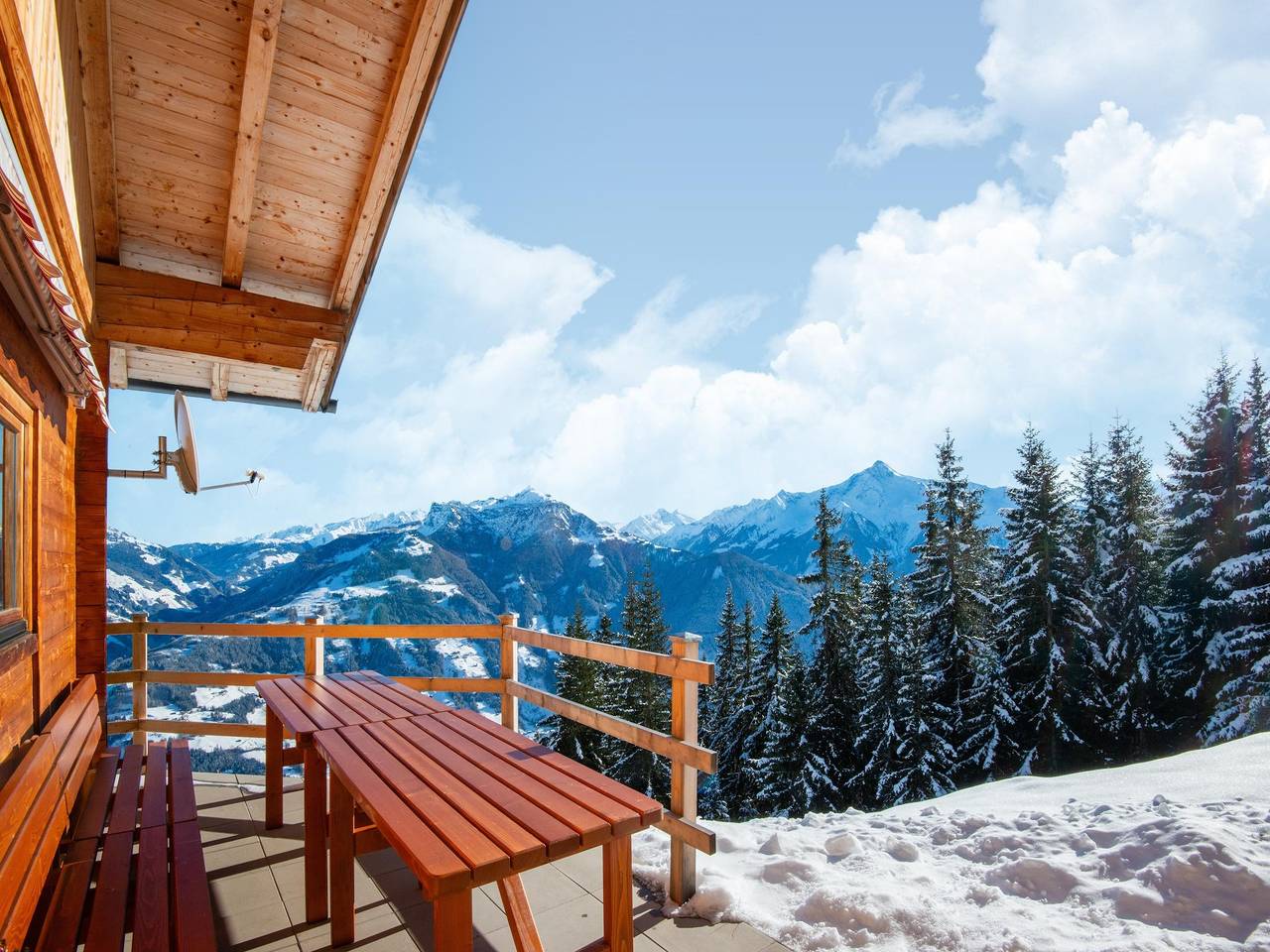 Almhütte Nase auf 1700m im Zillertal in Hippach, Tiroler Unterland