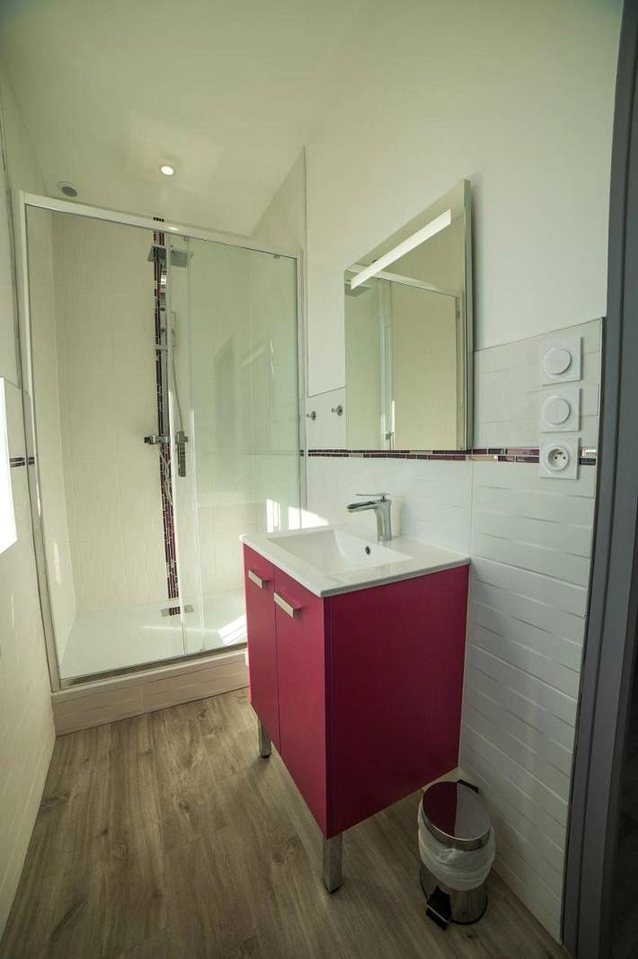 Location de vacances pour 4 personnes, avec vue et terrasse dans Souleuvre-en-Bocage - 2