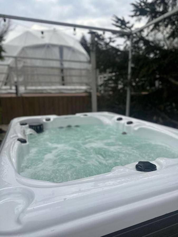 Hainglamp in Przesieka, Sudety (Polska)