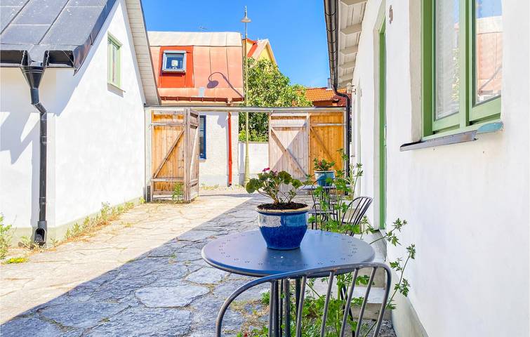 Ganze Ferienwohnung, Ferienwohnung für 3 Personen mit Garten in Visby, Gotland