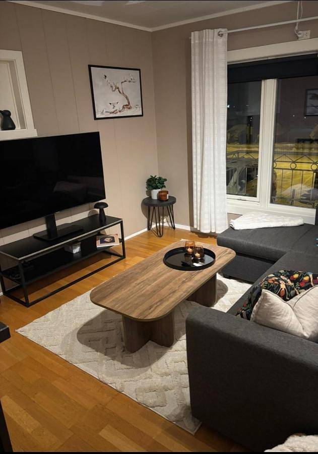 Gîte pour 4 personnes, avec jardin et vue, animaux acceptés dans Narvik