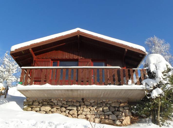 Gîte pour 4 personnes, avec balcon et piscine à Le Tholy