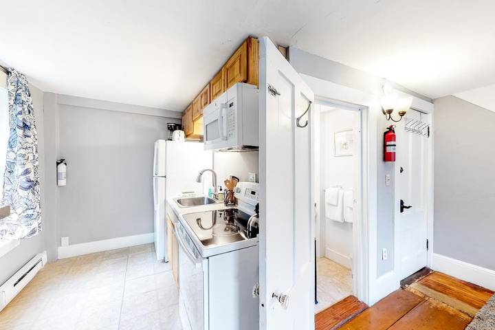 Gîte pour 4 personnes, avec terrasse dans Castine - 4