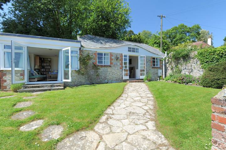 Holiday home for 2 people, with garden in Lyme Regis