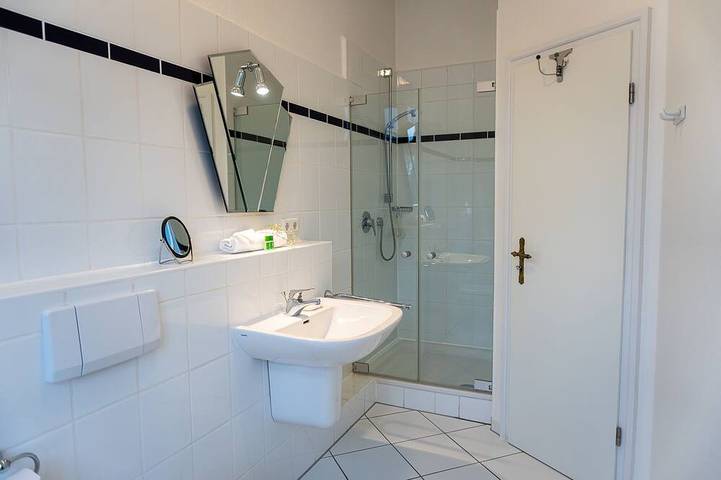 B&B für 2 Personen, mit Sauna und Garten in Heringsdorf - 4