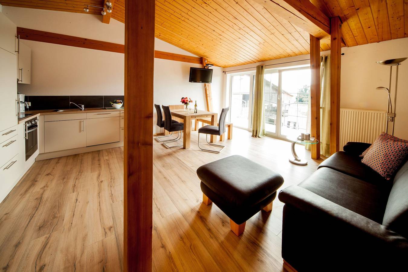 Ganze Wohnung, Ferienwohnung '60qm, 2 Schlafzimmer' mit Balkon und Wlan in Radolfzell am Bodensee, Landkreis Konstanz