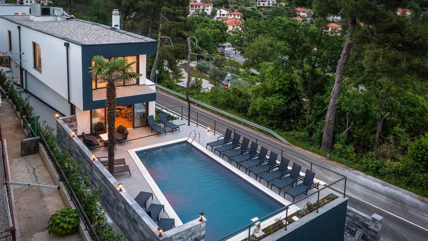 Villa für 12 Personen, mit Terrasse und Sauna sowie Garten in Opatija Riviera