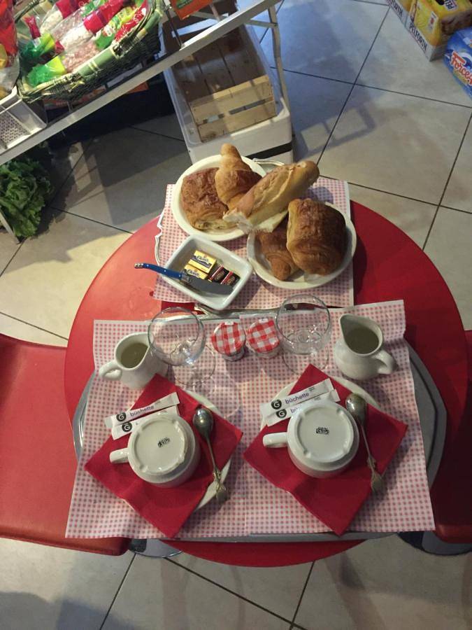 Location de vacances pour 2 personnes, avec Terrasse et Vue à Andryes - 2