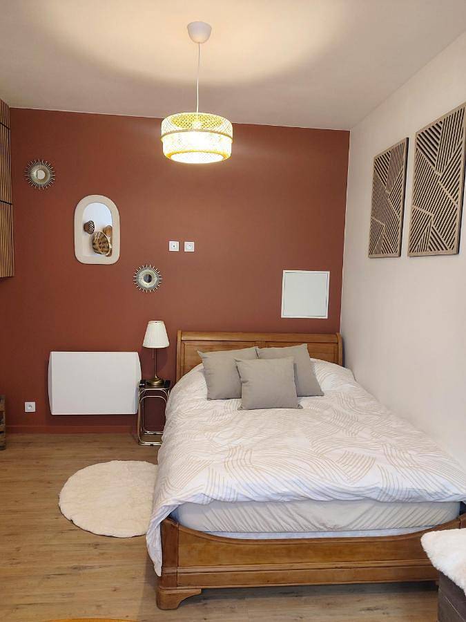 Appartement entier, One-Bedroom Apartment in Chaumont, Haute-Marne