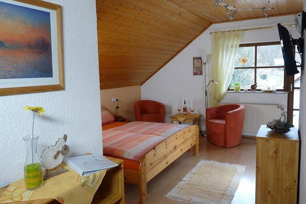 Doppelzimmer Balkon - Privatzimmer Gästehaus Heger in Bindersbach, Annweiler