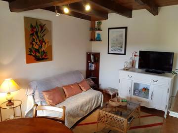 Cottage for 2 People in Lagarde-Enval, Corrèze, Photo 2