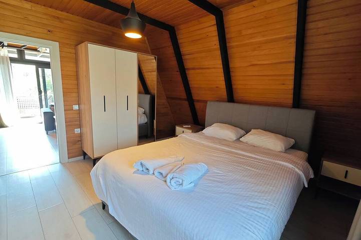 Enjoyable 2-bedroom and 1 living room bungalow with 2 Ac in beautiful Antalya in Antalya, Provinz Antalya