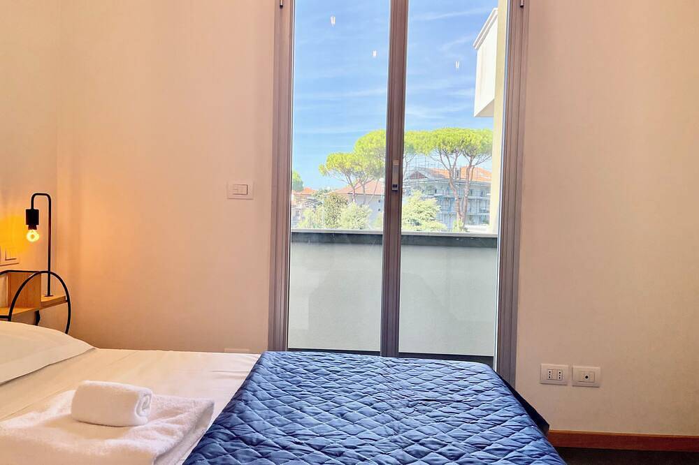 Entire apartment, Bilocale con balcone e piscina a Riccione in Fogliano Marina, Riccione