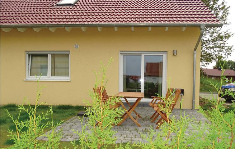 Ganze Ferienwohnung, Gemütliches Apartment am Strand mit Parkplatz und Internet in Boiensdorf, Neuburg