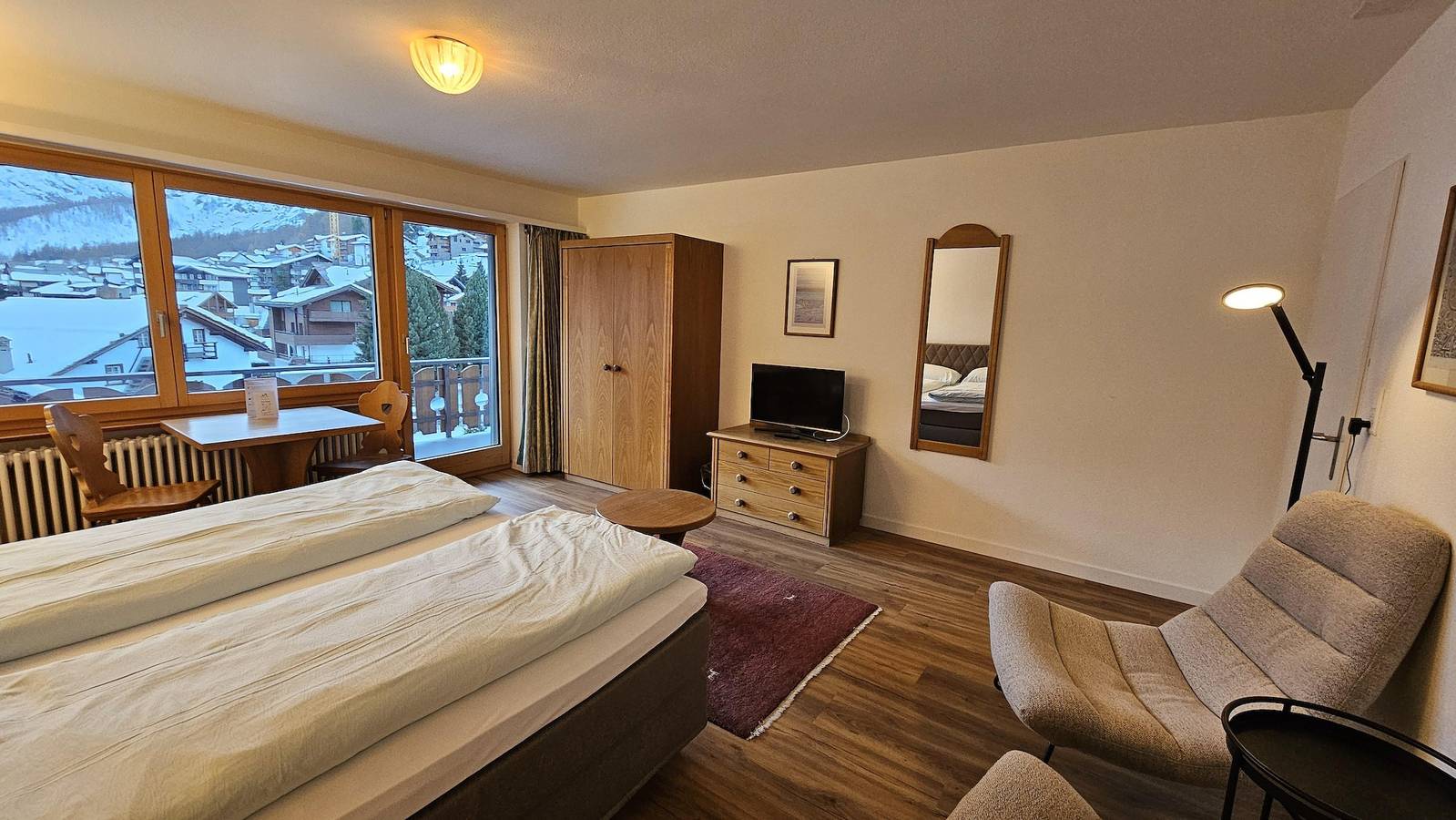 Entire holiday apartment, Appartement à 2 lits Nr. 2 in Saas-Fee, Wallisian Alps