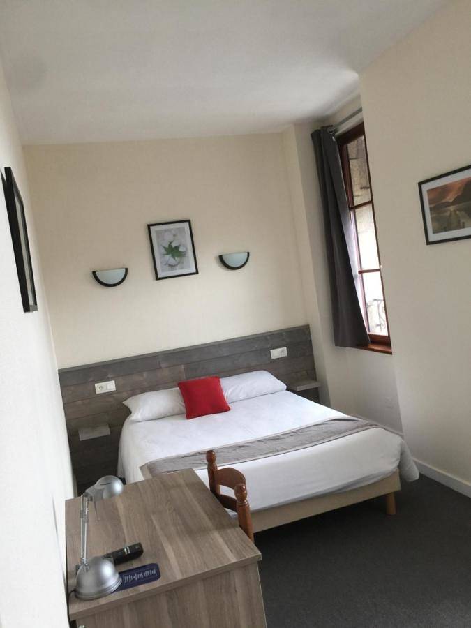 Hôtel pour 2 personnes, avec vue dans Gare De Quimper - 2
