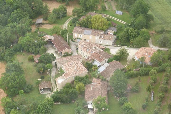 Location de vacances pour 8 personnes, avec Terrasse et Jardin à Lectoure