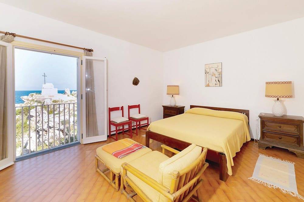 Prachtig huis met 4 slaapkamers in. in Villa San Giovanni, Provincie Palermo