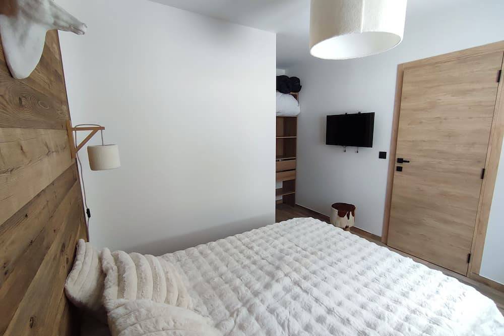 Chalet Neuf 10 Pers -Salle De Jeux - Egat in Égat, Parc naturel régional des Pyrénées catalanes