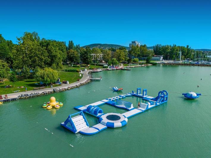 Camping für 5 Personen, mit Terrasse und Garten sowie Pool in Balatonfüred