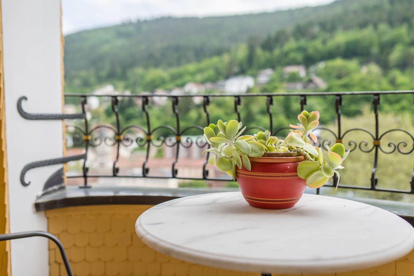 Ganze Wohnung, Ferienwohnung '"Saline" mit Bergblick, Balkon und Wlan in Bad Wildbad, Nordschwarzwald