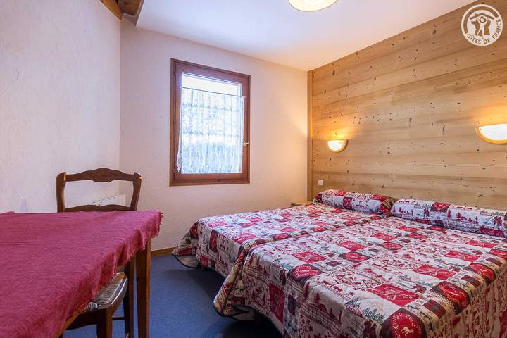 Gîte pour 11 personnes, animaux acceptés dans Les Trois Vallées - 3