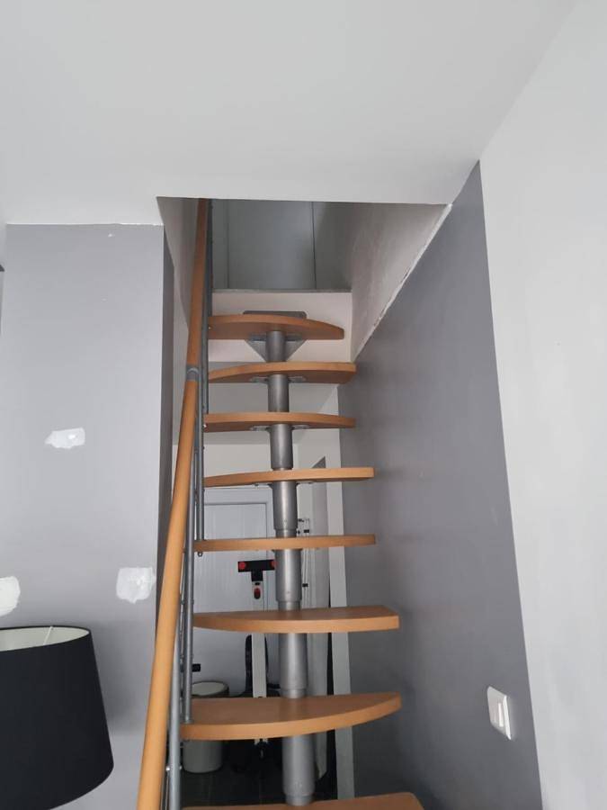 Location de vacances pour 14 personnes, avec terrasse et jacuzzi à Lévis (homonymie)