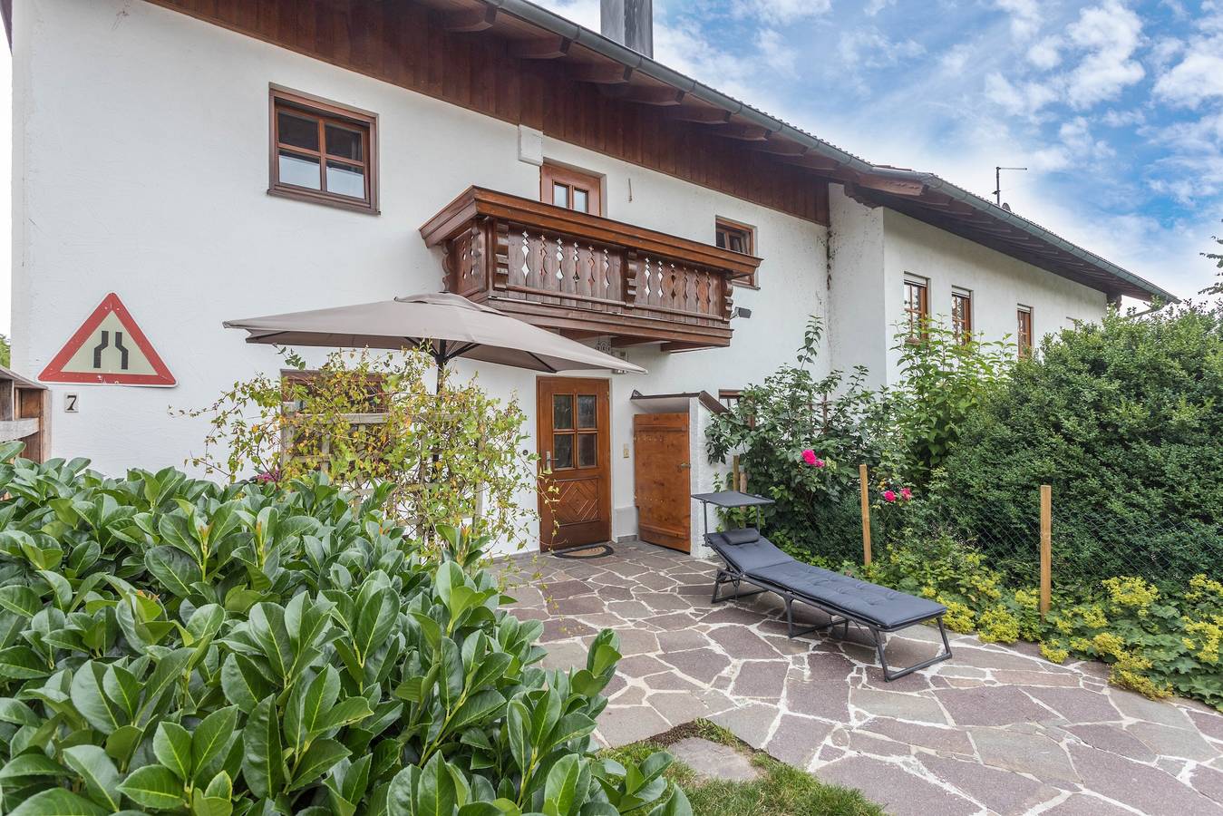 Vacation Home "Zuhaus am See" with Mountain View, Sauna, Wi-Fi and Garden in Gollenshausen am Chiemsee, Gstadt am Chiemsee