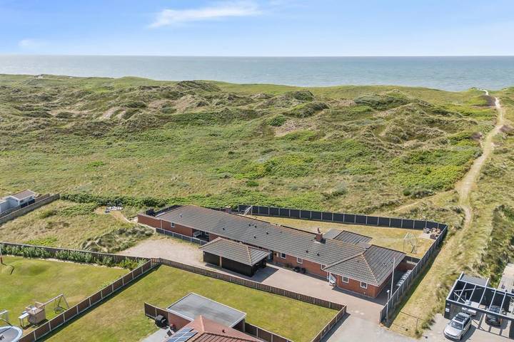 Villa pour 16 personnes, avec jacuzzi ainsi que sauna et balcon/terrasse, animaux acceptés - 1