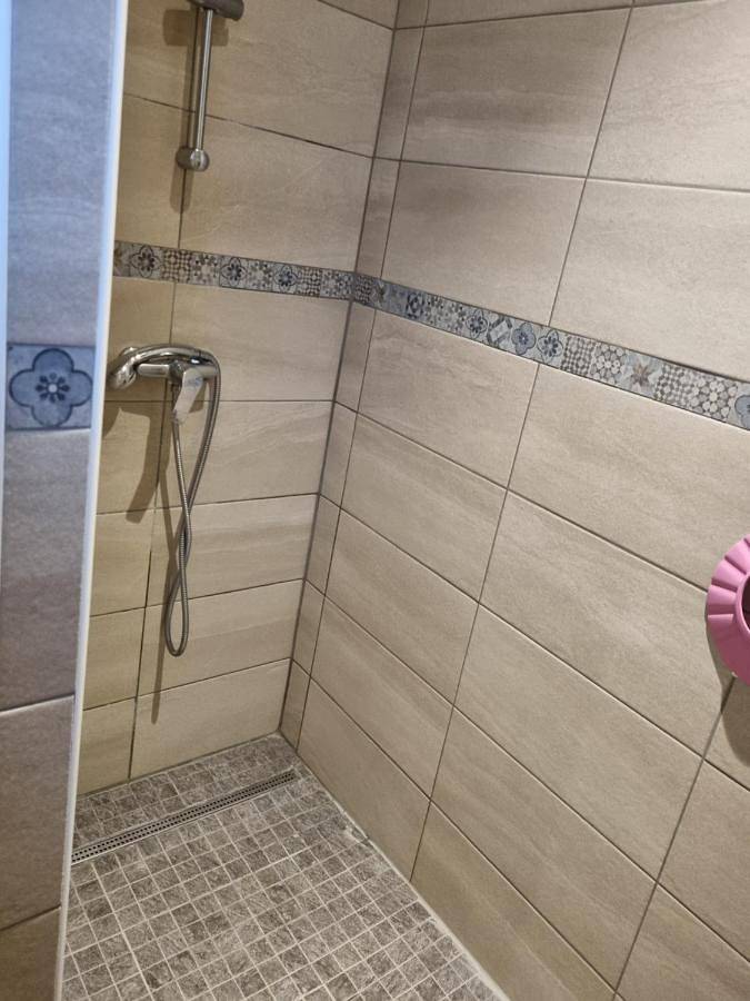 Location de vacances pour 12 personnes, avec piscine et jardin à Milhac-d'Auberoche - 3