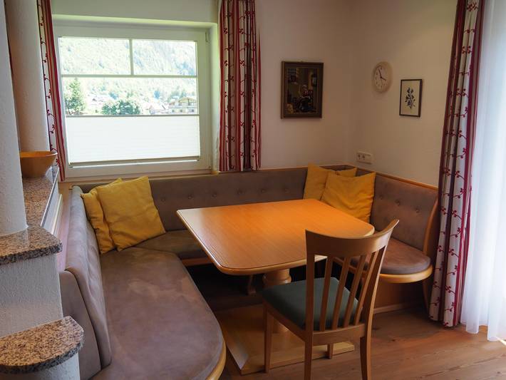 Ganze Ferienwohnung, Apartment/1 Schlafraum/Bad, Wc in Neukirchen am Großvenediger, Pinzgau