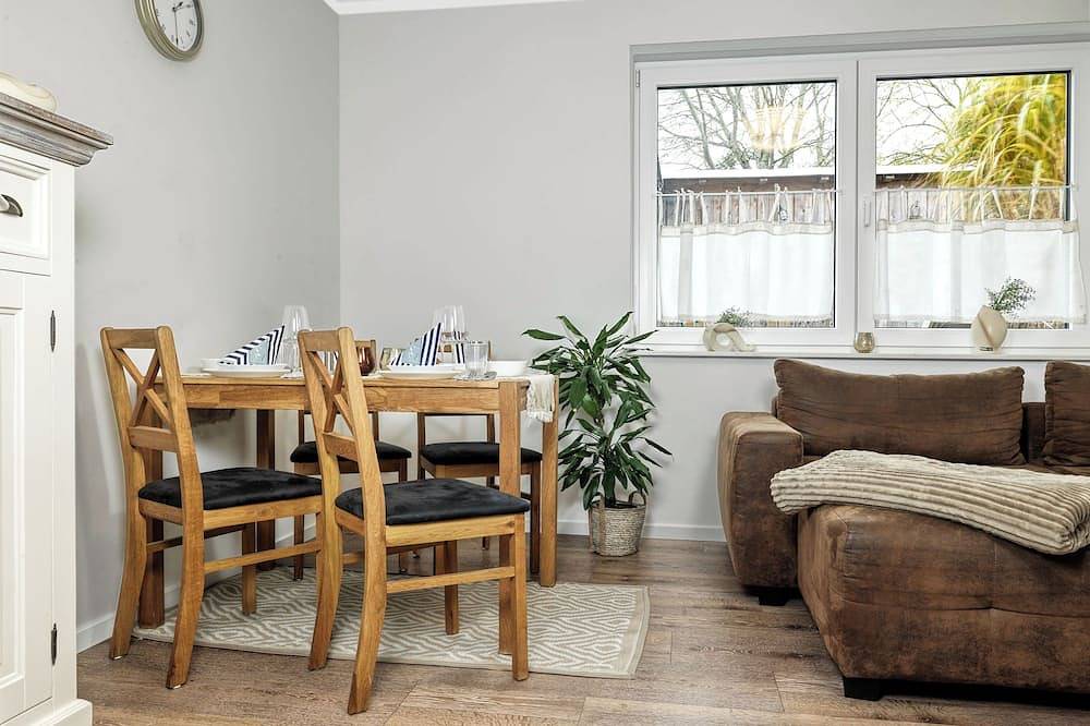 Ganze Wohnung, Ferienwohnung Krabbenstube - In ruhiger Lage in Kirchdorf (Poel), Nordwestmecklenburg (Wismar und Umgebung)