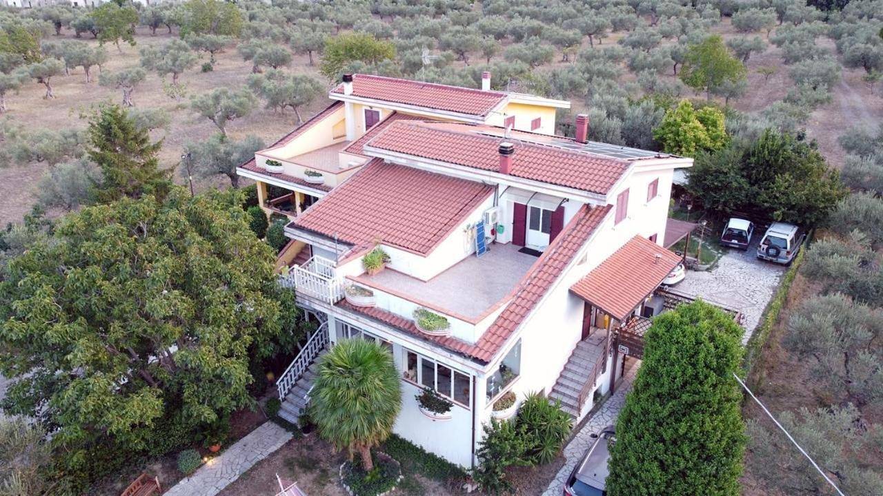 Double Room in Tocco da Casauria, Gran Sasso