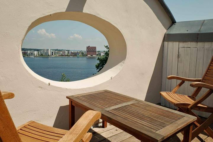 Ferienwohnung für 4 Personen, mit Balkon und Garten sowie Seeblick in Schwerin - 2
