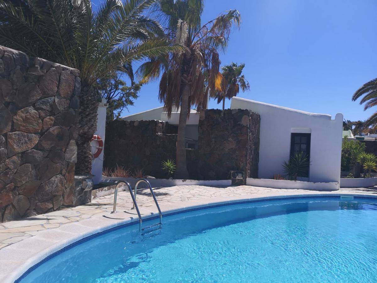 Two-Bedroom Chalet in Solana Matorral, Pájara