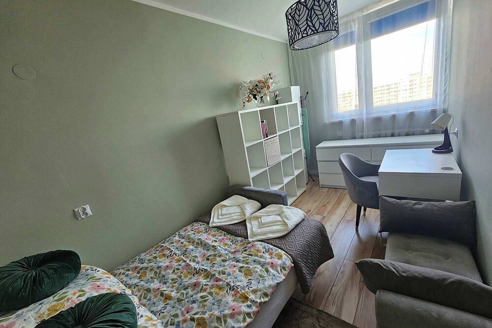 Entire apartment, Cozy Apartment with a Balcony | Praga | Pge in Warsaw, Masovia