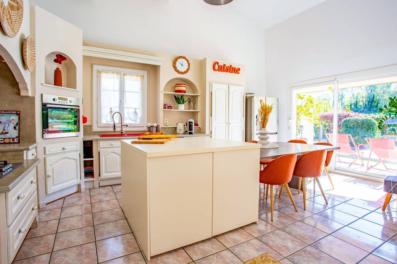 Villa Valleron by Villa Plus in Velleron, Vaucluse