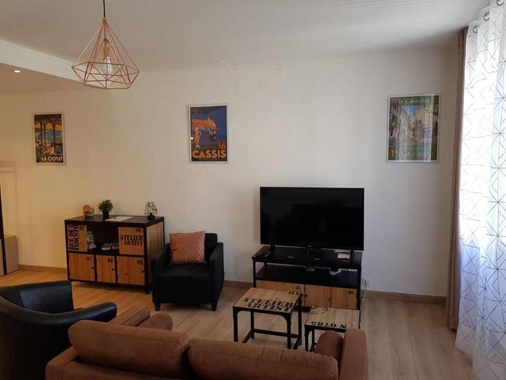 Gîte pour 4 personnes à Cuges-les-Pins - 2