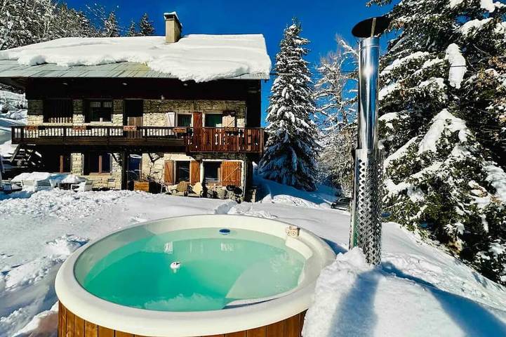 Chalet pour 12 personnes, avec Balcon ainsi que Jacuzzi et Jardin à Saint-Jean-d'Arves