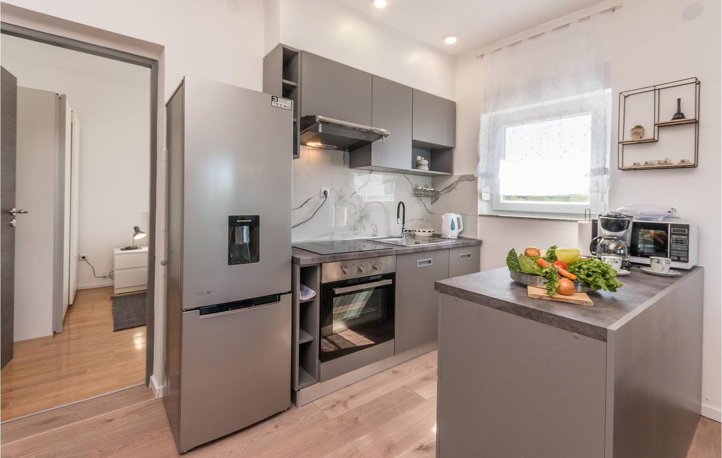Cijeli apartman za odmor, Apartman za odmor za 4 osoba s pogled na jezero in Općina Sveti Filip i Jakov, Zadarska županija