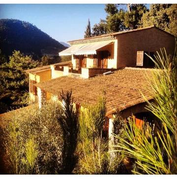 Cottage pour 4 personnes, avec jardin ainsi que vue et terrasse, animaux acceptés à Peille