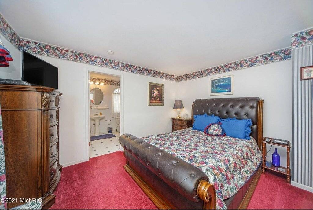 Bed And Breakfast for 2 Guests in Lake Michigan, Michigan