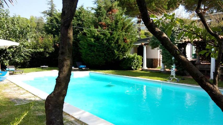 Location de vacances pour 4 personnes, avec vue ainsi que piscine et jardin, animaux acceptés à Ercolano - 3