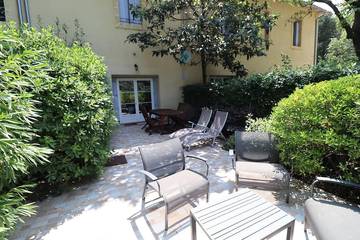Agriturismo pour 4 personnes, avec piscine ainsi que jacuzzi et jardin à Saint-Just